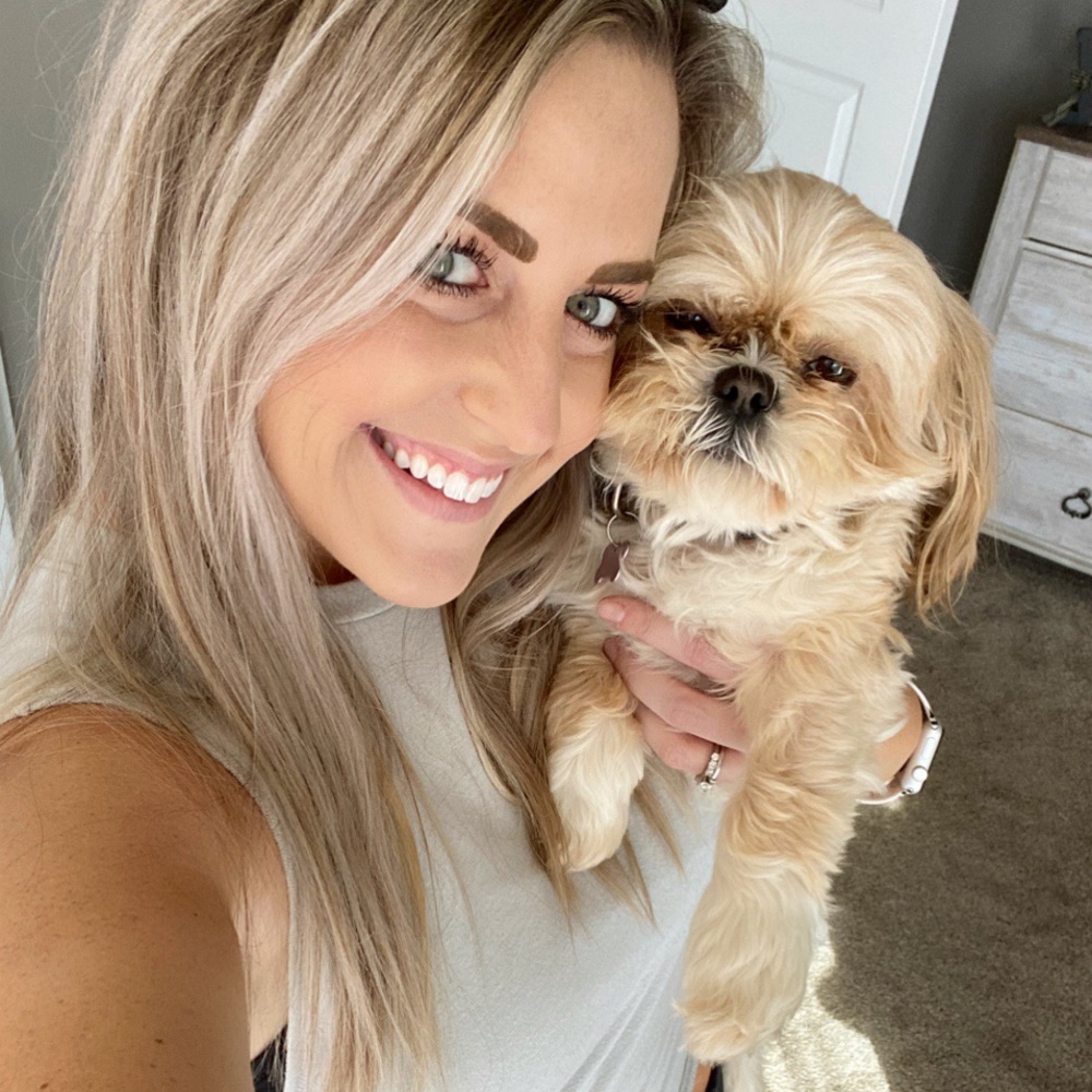 Meet your Posher, Ashley